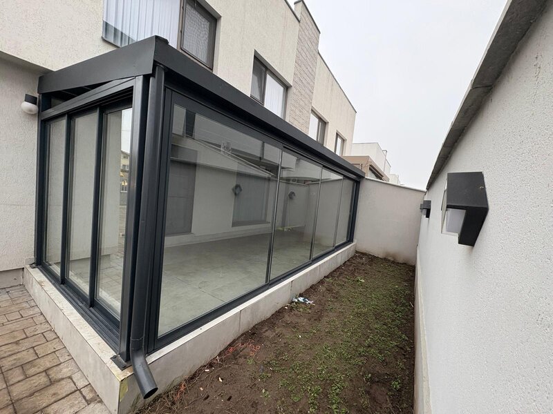 Inchideri terase, balcoane si foisoare cu sticla glisanta securizata