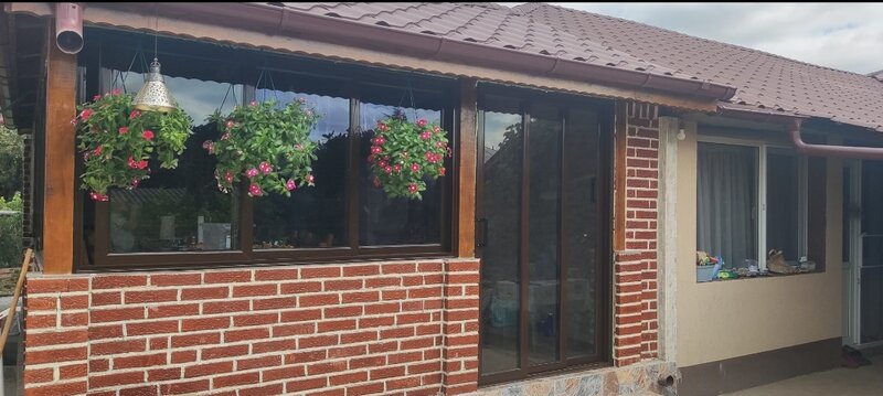 Inchideri terase, balcoane si foisoare cu sticla glisanta securizata