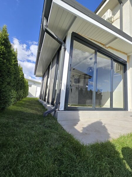 Inchideri terase, balcoane si foisoare cu sticla glisanta securizata