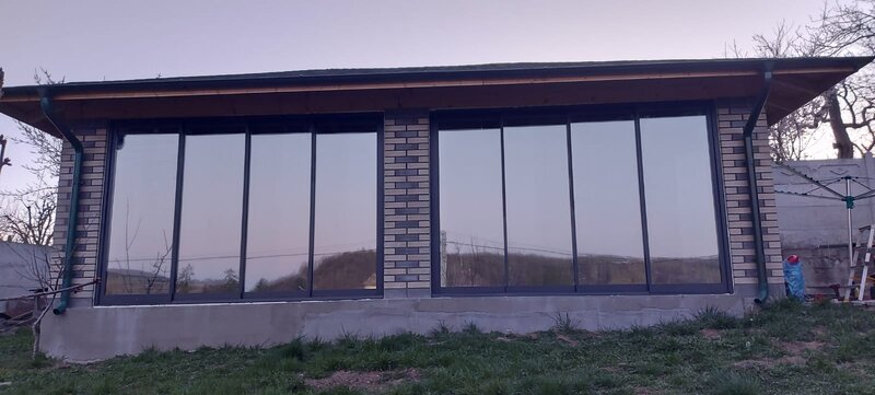 Inchideri terase, balcoane si foisoare cu sticla glisanta securizata